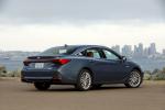 Toyota Avalon Hybrid Limited 2018 года